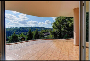 1,5 DÖNÜM BAHÇELİ KAT MÜLKİYETLİ HAVUZLU SATILIK VİLLA