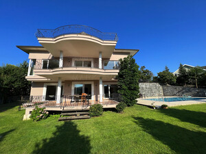 1,5 DÖNÜM BAHÇELİ KAT MÜLKİYETLİ HAVUZLU SATILIK VİLLA