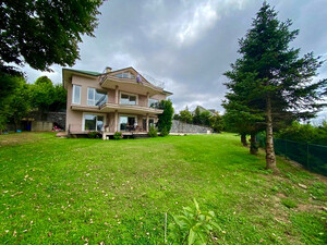 1,5 DÖNÜM BAHÇELİ KAT MÜLKİYETLİ HAVUZLU SATILIK VİLLA