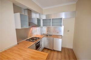 MA\Vİ ' den ÇARŞI BİNASINDA KÖŞE KONUMLU 1+1 STUDYO DAİRE