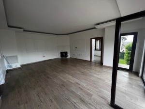 ÇEKMEKÖY REŞADİYE KÖYÜNDE SATILIK MÜSTAKİL BAHÇELİ VİLLA