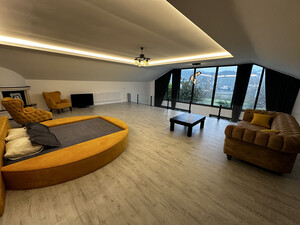 BEYKOZ HAVUZLU SATILIK VİLLA