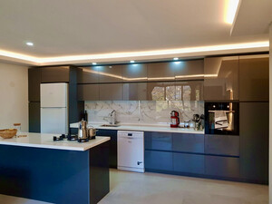 BEYKOZ HAVUZLU SATILIK VİLLA