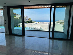 MUĞLA YALIKAVAKTA SİTE İÇİNDE DENİZ MANZARALI MODERN LÜKS SATILIK VİLLA