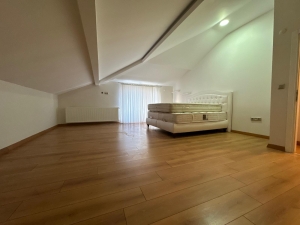 B TİPİ VİLLA, ÇATI KATI