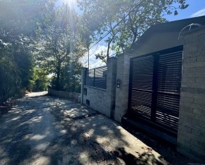 KAVACIK' TA BOĞAZ GÖREN YENİ YAPILMIŞ SATILIK VİLLA