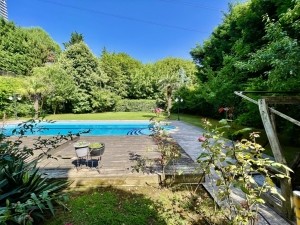 ACARKENT' DE BÜYÜK BAHÇELİ SATILIK VİLLA