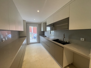 BEYKOZ KANLICA' DA FUL BOĞAZ MANZARALI YOL YALI DAİRESİ