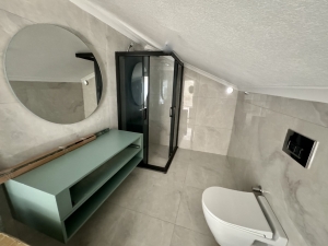 KAVACIK' TA BOĞAZ GÖREN YENİ YAPILMIŞ SATILIK VİLLA