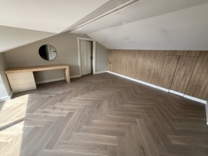 KAVACIK' TA BOĞAZ GÖREN YENİ YAPILMIŞ SATILIK VİLLA