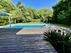 ACARKENT' DE BÜYÜK BAHÇELİ SATILIK VİLLA