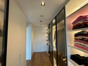 RİVA' DA SİTE İÇİNDE SATILIK YENİLENMİŞ VİLLA