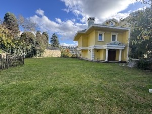 Acarkent'te Full Eşyalı C Tipi Kiralık Villa