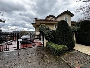 ACARKENT MV'DAN BR HAVUZLU BAHÇESİ BÜYÜK