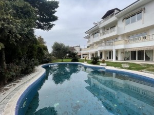 acarkent büyük bahçeli satılık malikhane