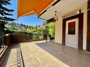 Acarkent Yüksek Konumlu ve Geniş Bahçeli Kiralık Villa