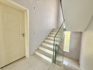 Acarkent Yüksek Konumlu ve Geniş Bahçeli Kiralık Villa