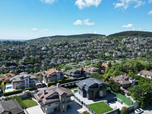 Acarlarda Modernize Edilmiş 'CR' Tipi Villa 2025'DE YENİLENMİŞ