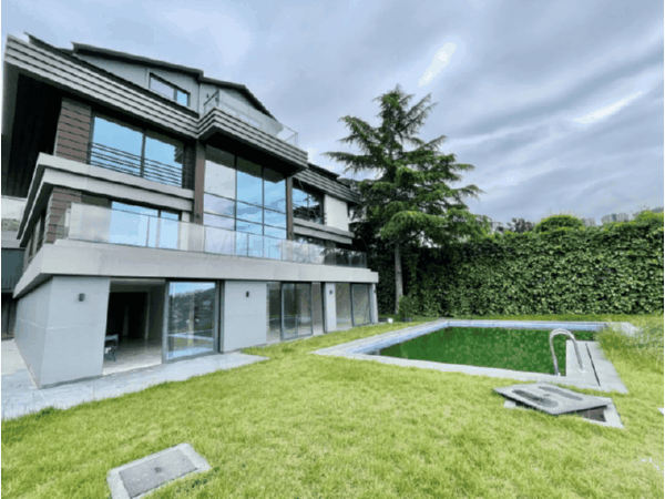 havuzlu modern villa