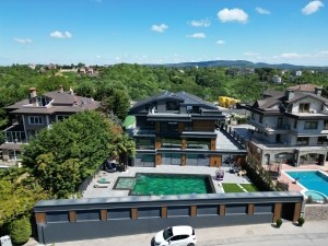 Acarlarda Modernize Edilmiş 'CR' Tipi Villa 2025'DE YENİLENMİŞ