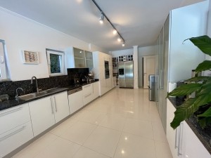 ACARKENT 'in SAKLI CENNETİNDE B TİPİ VİLLA..