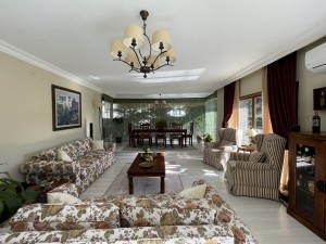 ACARKENT'DE BÜYÜK BAHÇELİ EŞYALI MÜSTAKİL KİRALIK VİLLA