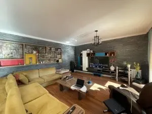 ACARKENT'DE BÜYÜK BAHÇELİ EŞYALI MÜSTAKİL SATILIK VİLLA