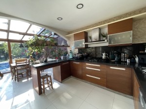 ACARKENT'DE BÜYÜK BAHÇELİ EŞYALI MÜSTAKİL KİRALIK VİLLA