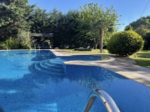 ACARKENT'DE BÜYÜK BAHÇELİ EŞYALI MÜSTAKİL KİRALIK VİLLA