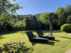 ACARKENT'DE BÜYÜK BAHÇELİ EŞYALI MÜSTAKİL KİRALIK VİLLA