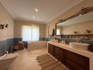 Acarkent'te 4+1 Kiralık Üst Dubleks