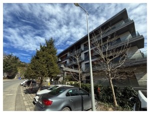 MERKEZİ KONUMDA SATILIK 4+1 LÜKS DAİRE KONFOR VE ŞIKLIK BİR ARADA