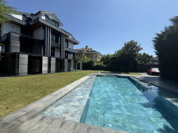 Lüks Havuzlu Villa