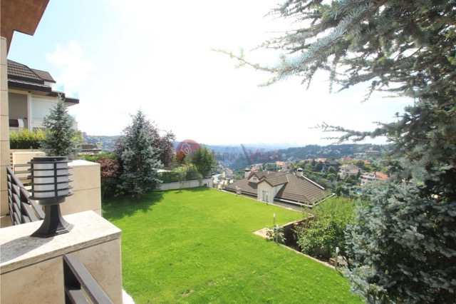 ACARKENT YÜKSEK KONUMLU ASANSÖRLÜ SATILIK VİLLA