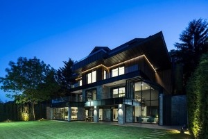 ACARKENT'DE SATILIK MODERN VİLLA