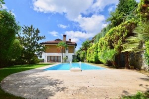 satılık köşe konumlu satılık villa 2559
