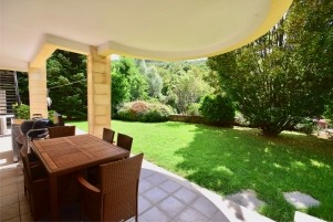 satılık köşe konumlu satılık villa 2559