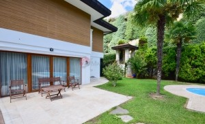 satılık köşe konumlu satılık villa 2559
