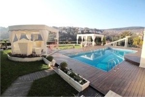 Acarkent'te Büyük Bahçeli Satılık C Tipi Villa 3071