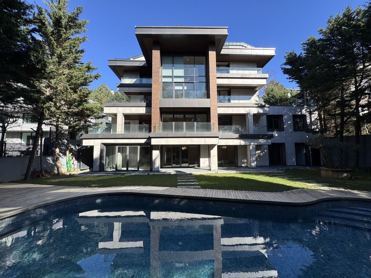 Acarkent’te Lüks ve Özel Tasarımlı b Tipi Villa 2107