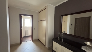 Acarkent'te Koru içinde Havuzlu 7+2 Villa