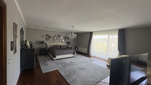 Acarkent'te Koru içinde Havuzlu 7+2 Villa